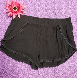 Ooh La La! Sexy Black Shorts💐